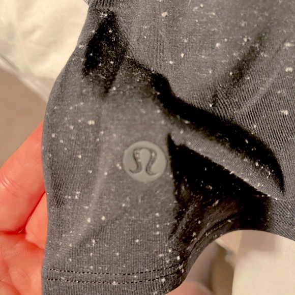 never worn ❎Time to Restore Lululemon size 2 mock crop tank - Picture 3 of 4